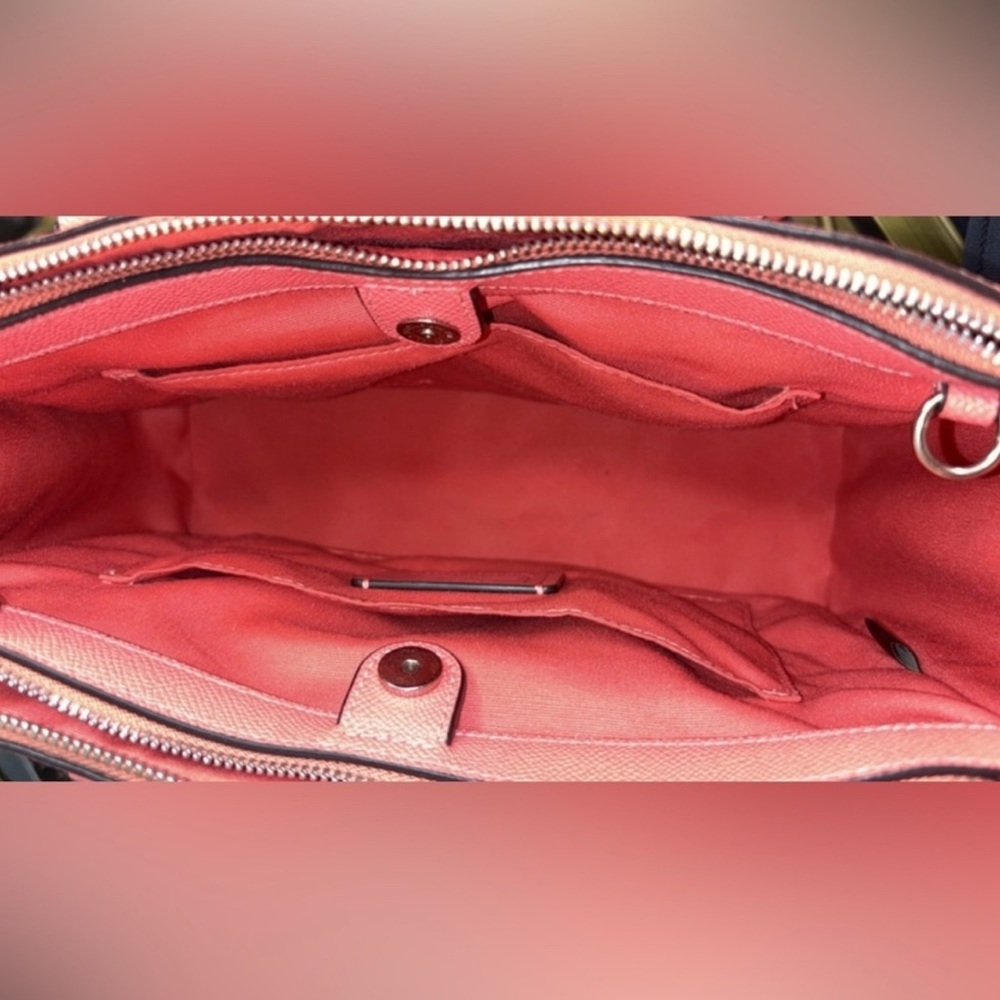 🌟COACH 🌟Storypatch Coral Studded
Leather Surrey Bag & Wallet Set F55600/EUC - Picture 15 of 16